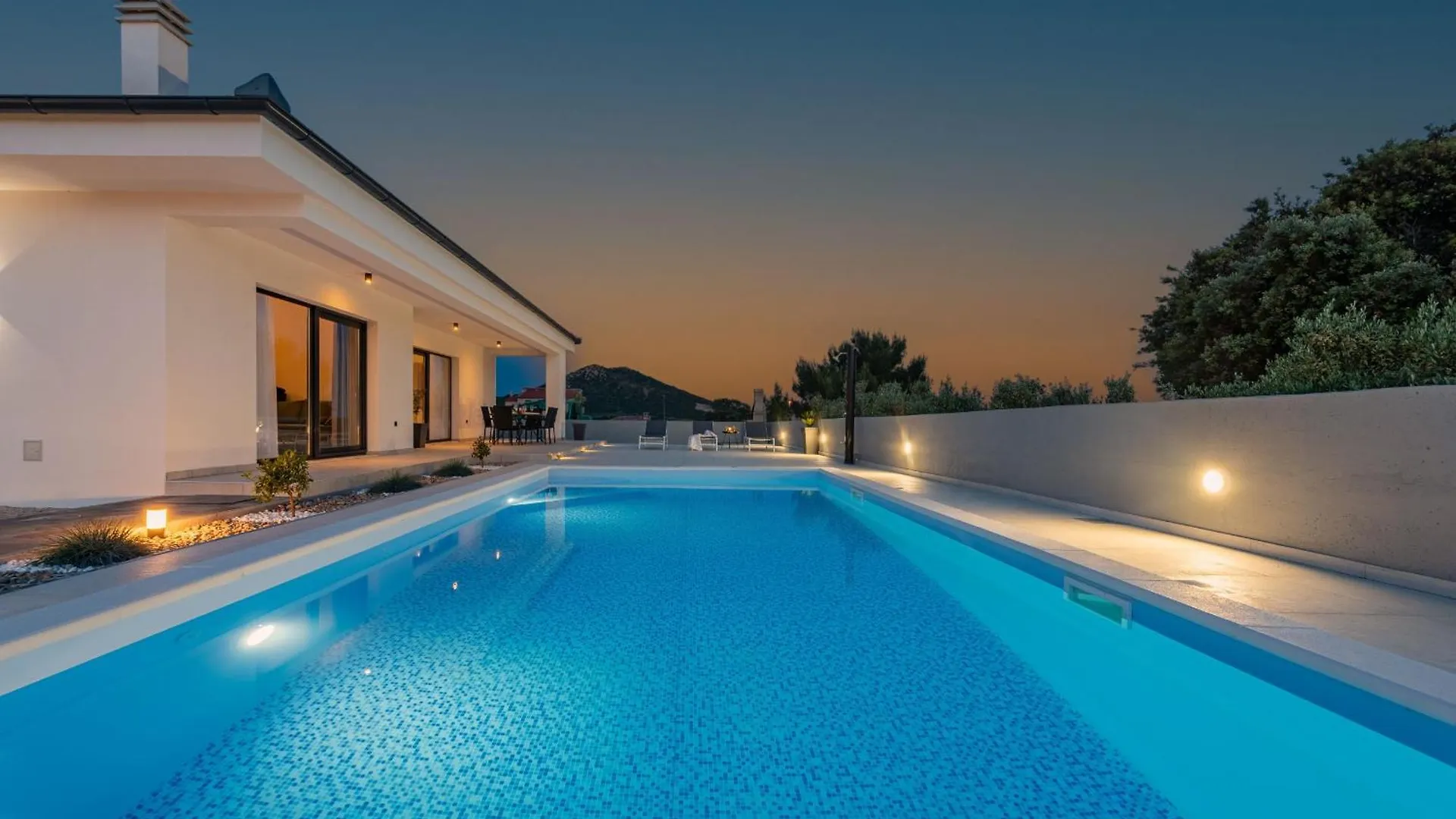 Villa Miki Zadarvillas Biograd Na Moru Croatia